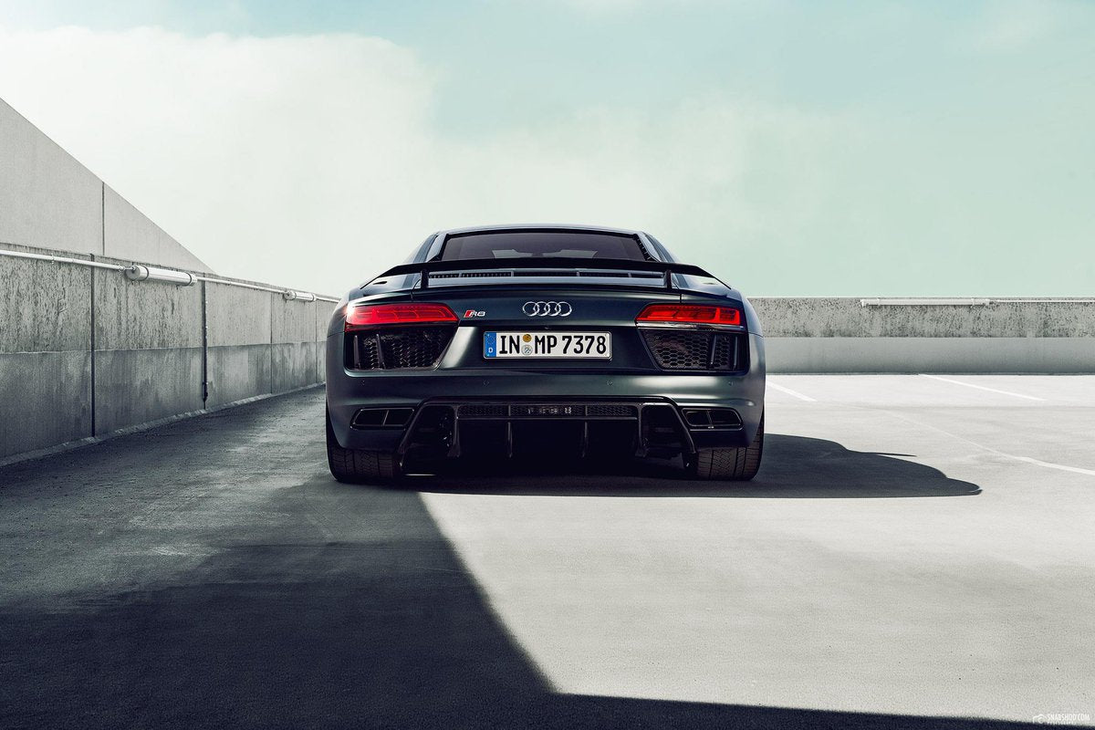 Comment installer CarPlay dans une Audi R8 ?