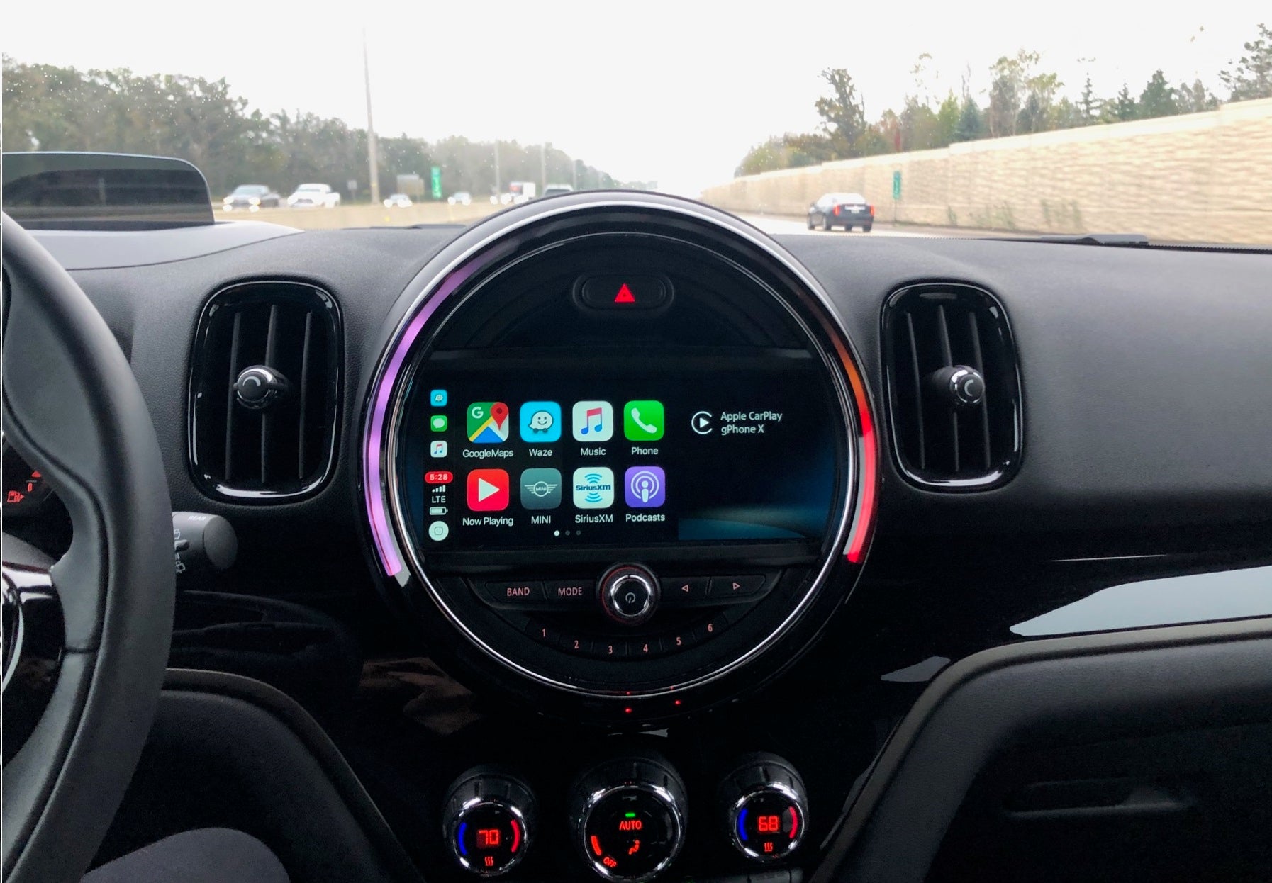 Mini Cooper Apple Carplay