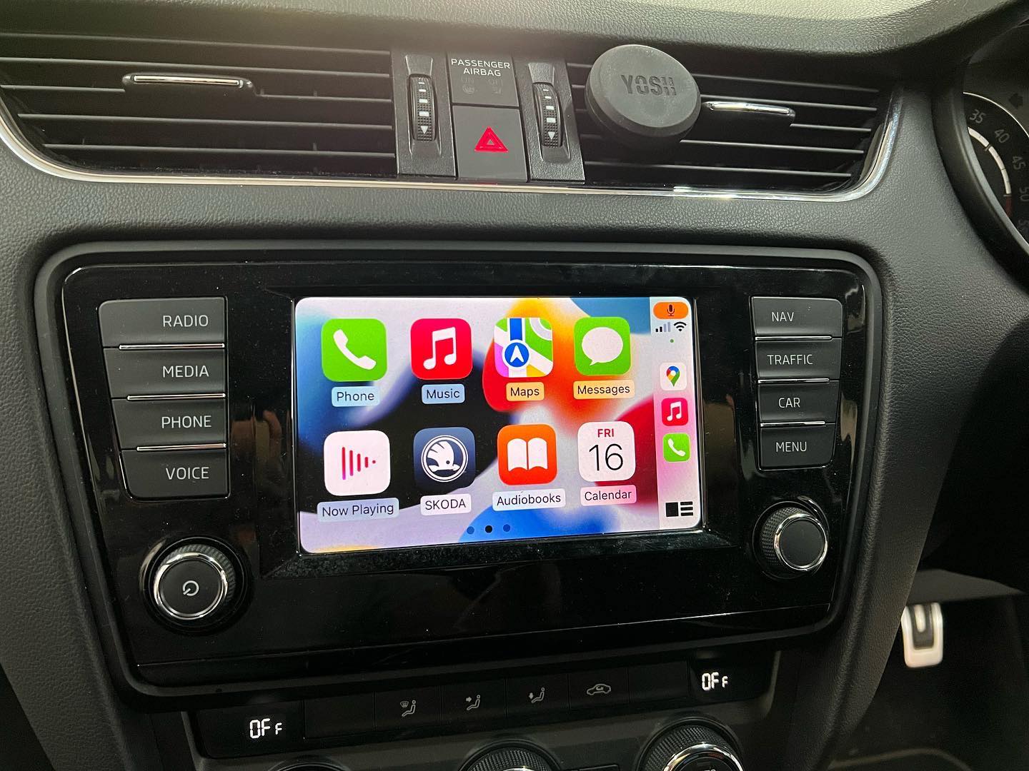 Skoda octavia carplay
