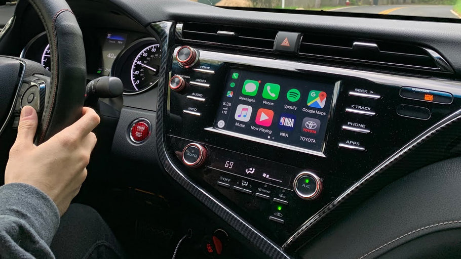 Comment installer CarPlay dans ma Toyota CAMRY?