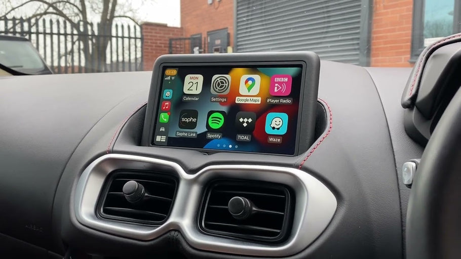 Transformez votre Aston Martin New Vantage avec Apple Carplay