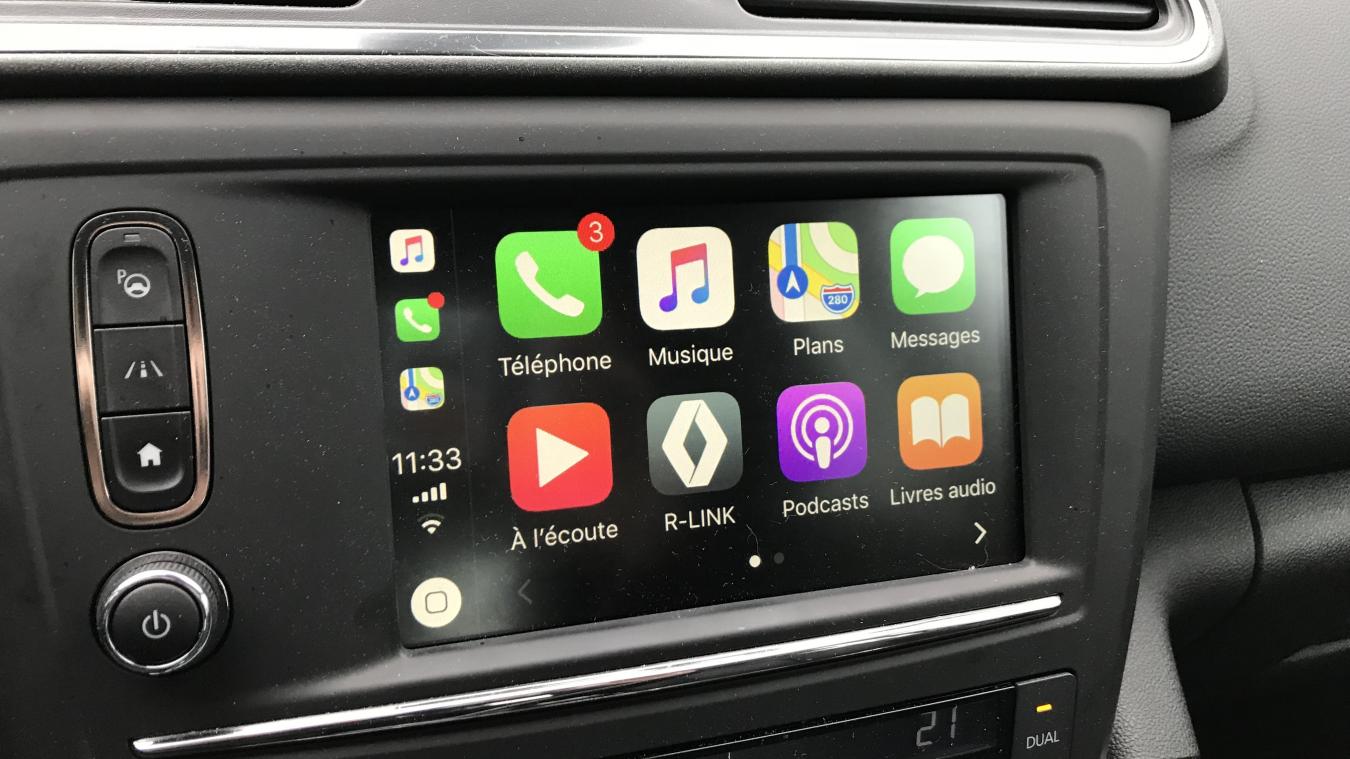 Passez au sans-fil dans votre voiture avec cet adaptateur compatible  CarPlay et Android Auto en promotion - Le Parisien