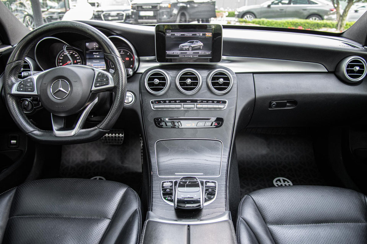 Comment identifier le système NTG de sa Mercedes avant d'acheter un module CarPlay ?