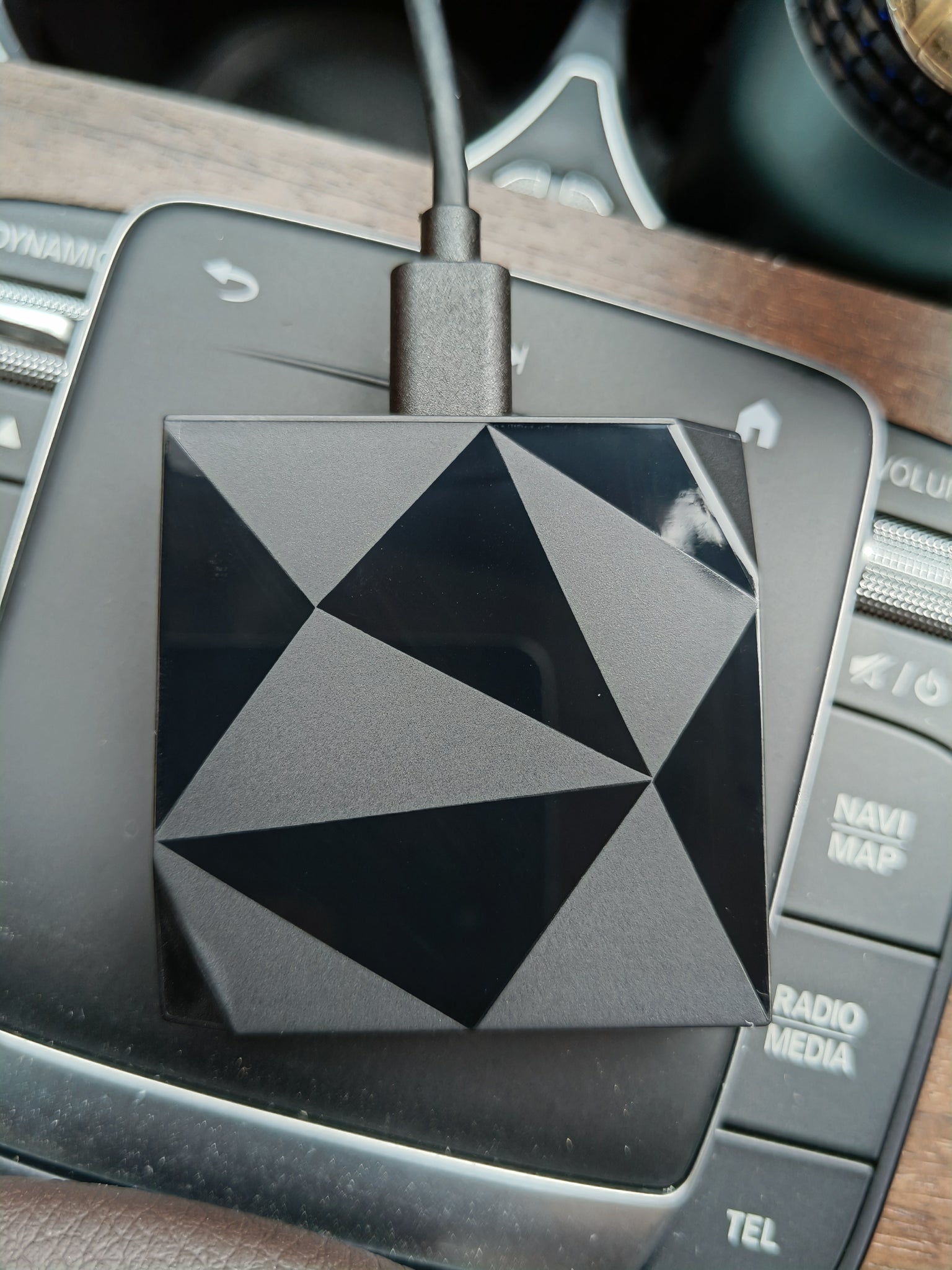 Conversion sans fil Bluetooth pour Apple CarPlay - RMS Autotechnik