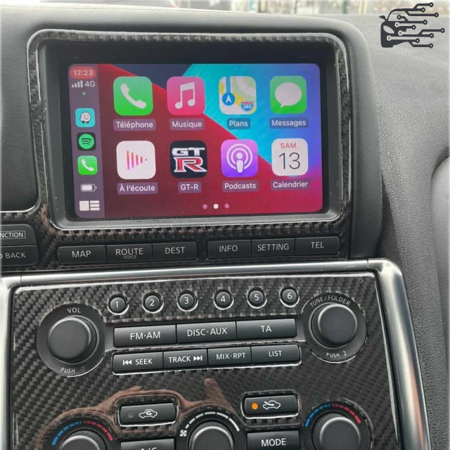 nissan gtr carplay